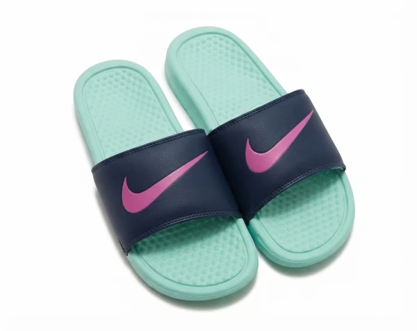 Chancletas Nike Verde con Rosa/#40's foto | 21 Boutique |  BizneCubano