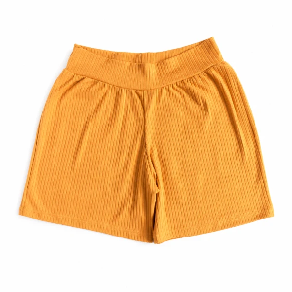 Shorts tela espagueti de mujer Mostaza's foto | 21 Boutique |  BizneCubano