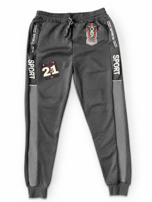 Mono Deportivo de Hombre/Gris Oscuro's foto | 21 Boutique |  BizneCubano