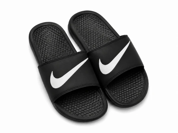 Chancletas Nike Negras con Blanco/#39 al 45's foto | 21 Boutique |  BizneCubano